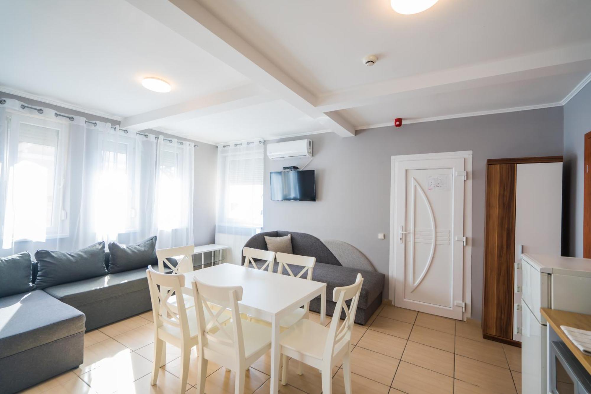 Riviera Apartmanhaz Siófok Zewnętrze zdjęcie