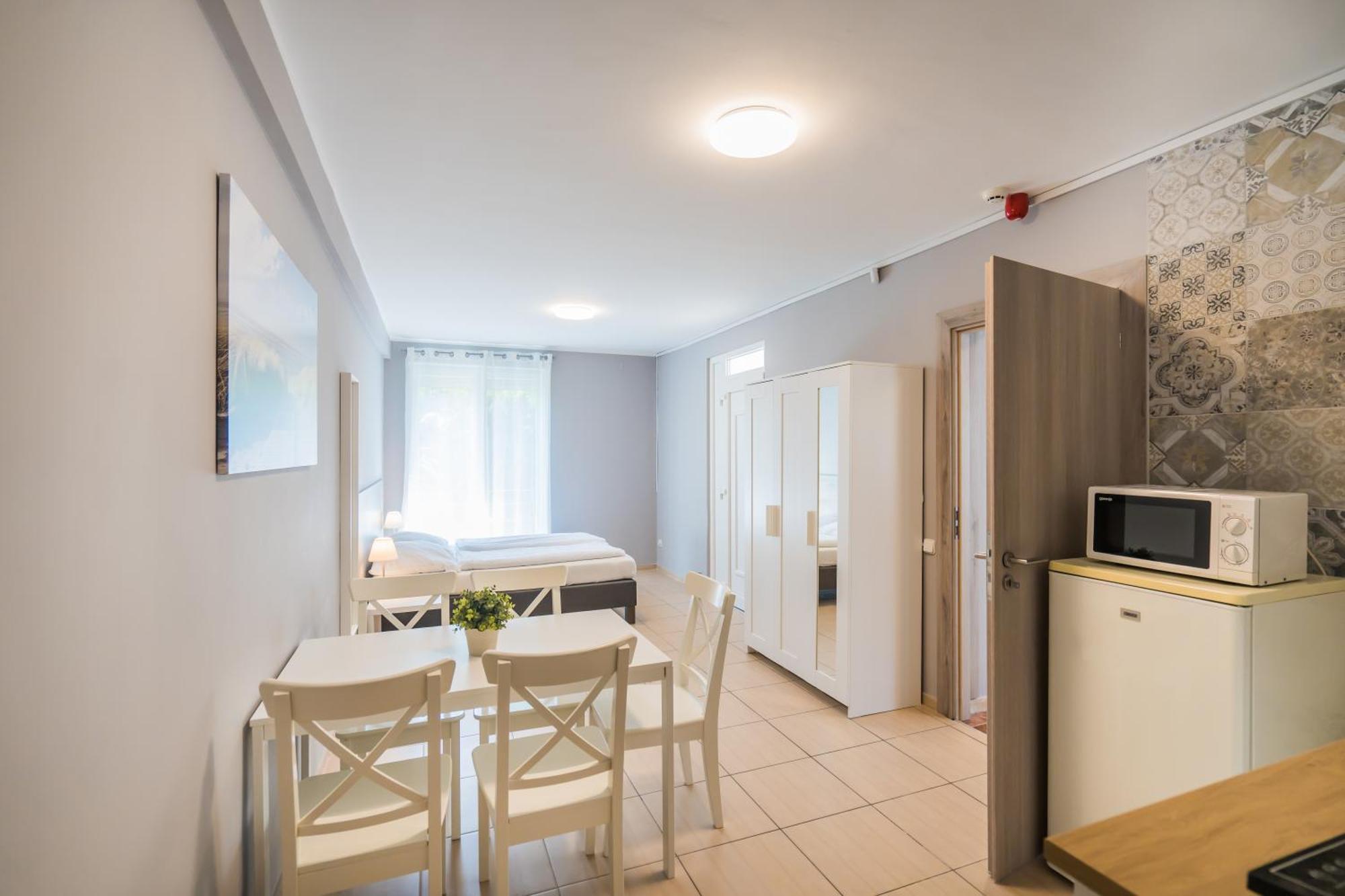 Riviera Apartmanhaz Siófok Zewnętrze zdjęcie