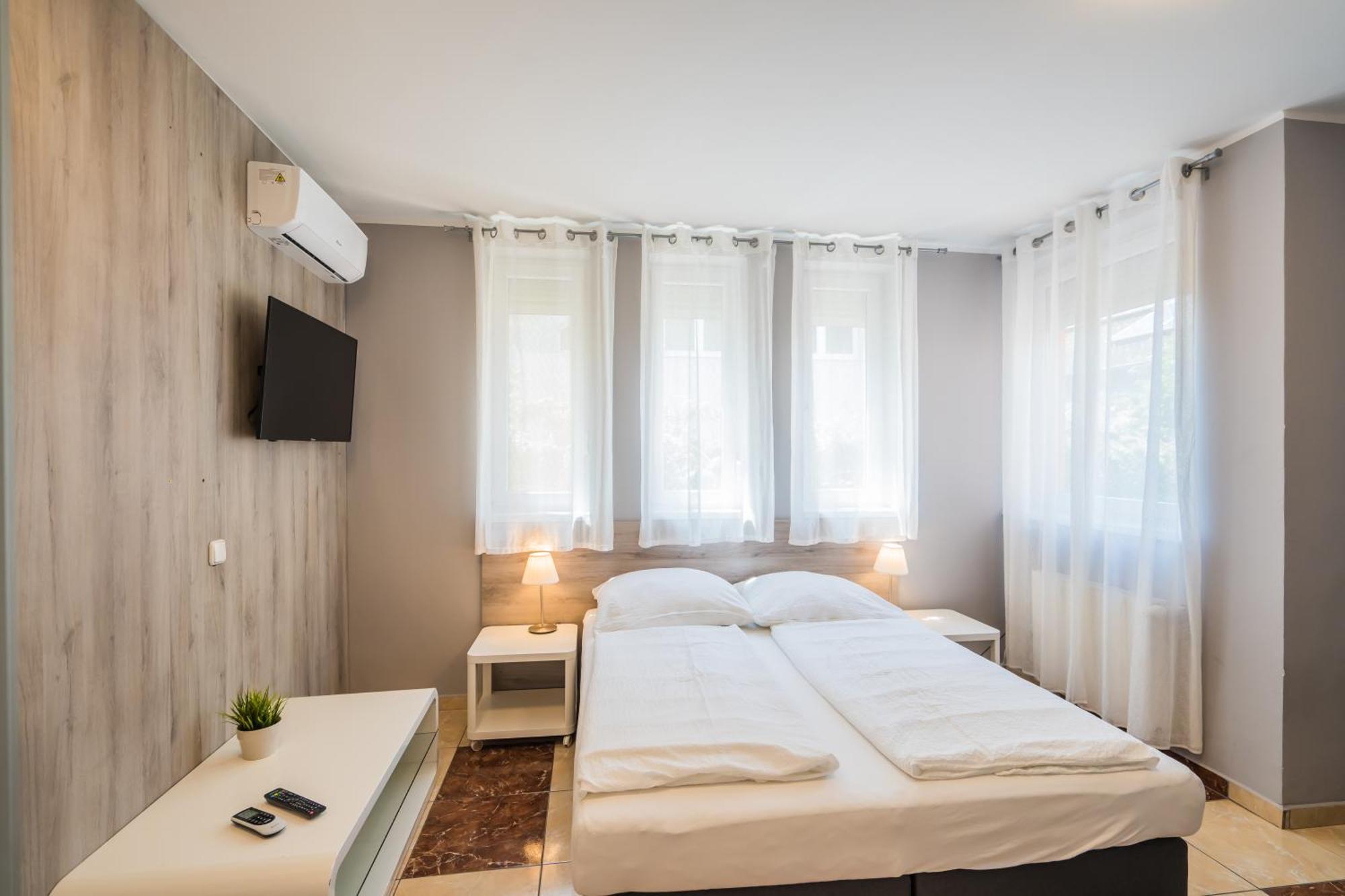 Riviera Apartmanhaz Siófok Zewnętrze zdjęcie
