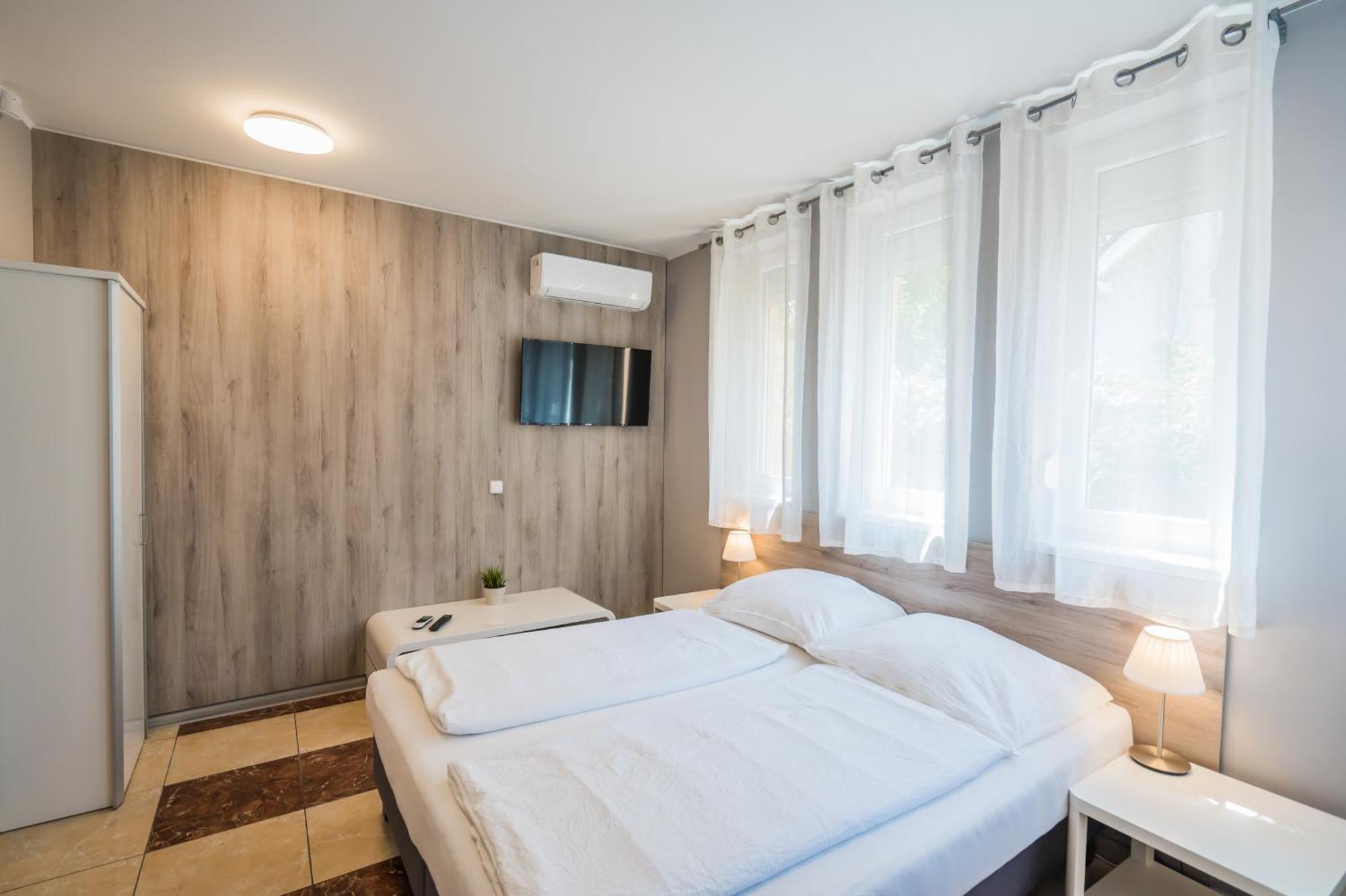 Riviera Apartmanhaz Siófok Zewnętrze zdjęcie